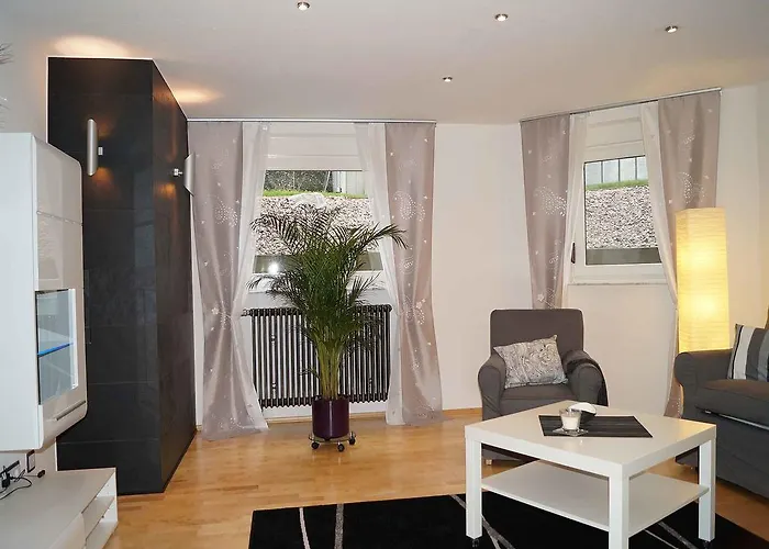 Bella Margitta Baumann ستيغين